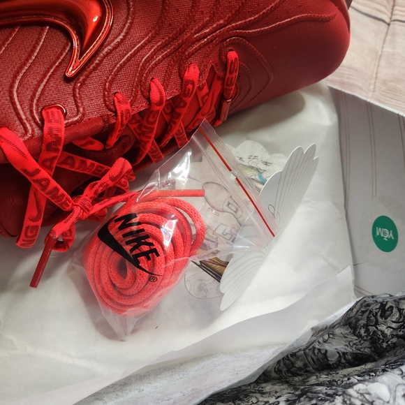 Nike LeBron XXI Red Basketball Shoes main image 11